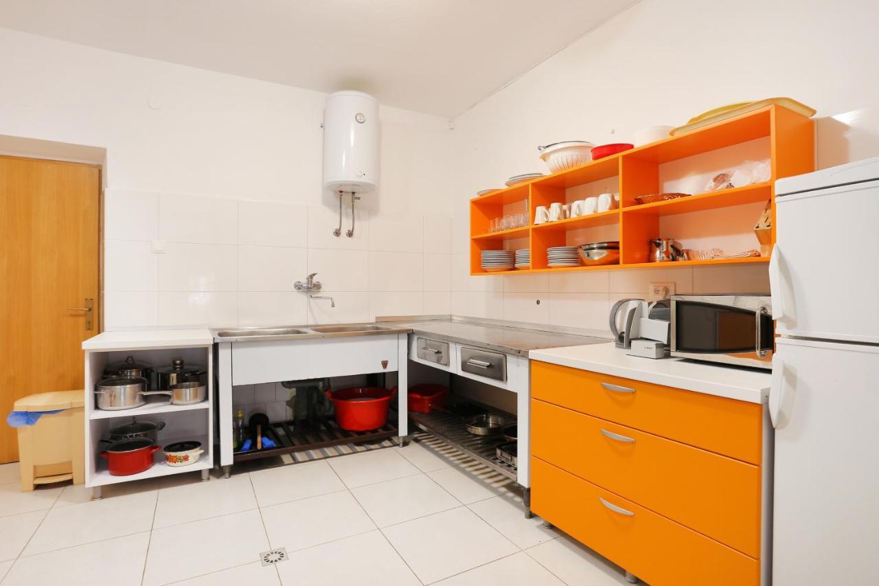 Apartments By The Sea Igrane, Makarska - 6653 Exterior foto