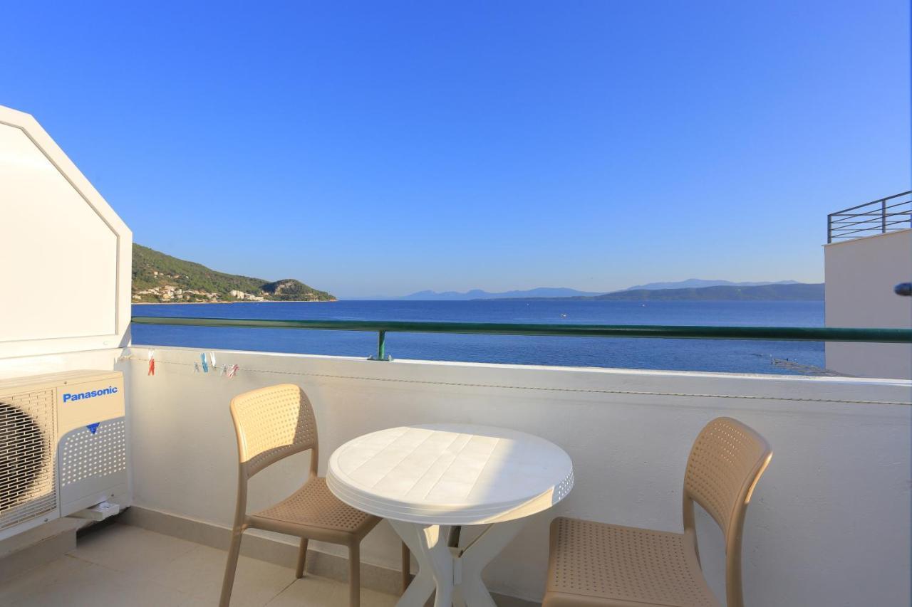 Apartments By The Sea Igrane, Makarska - 6653 Exterior foto